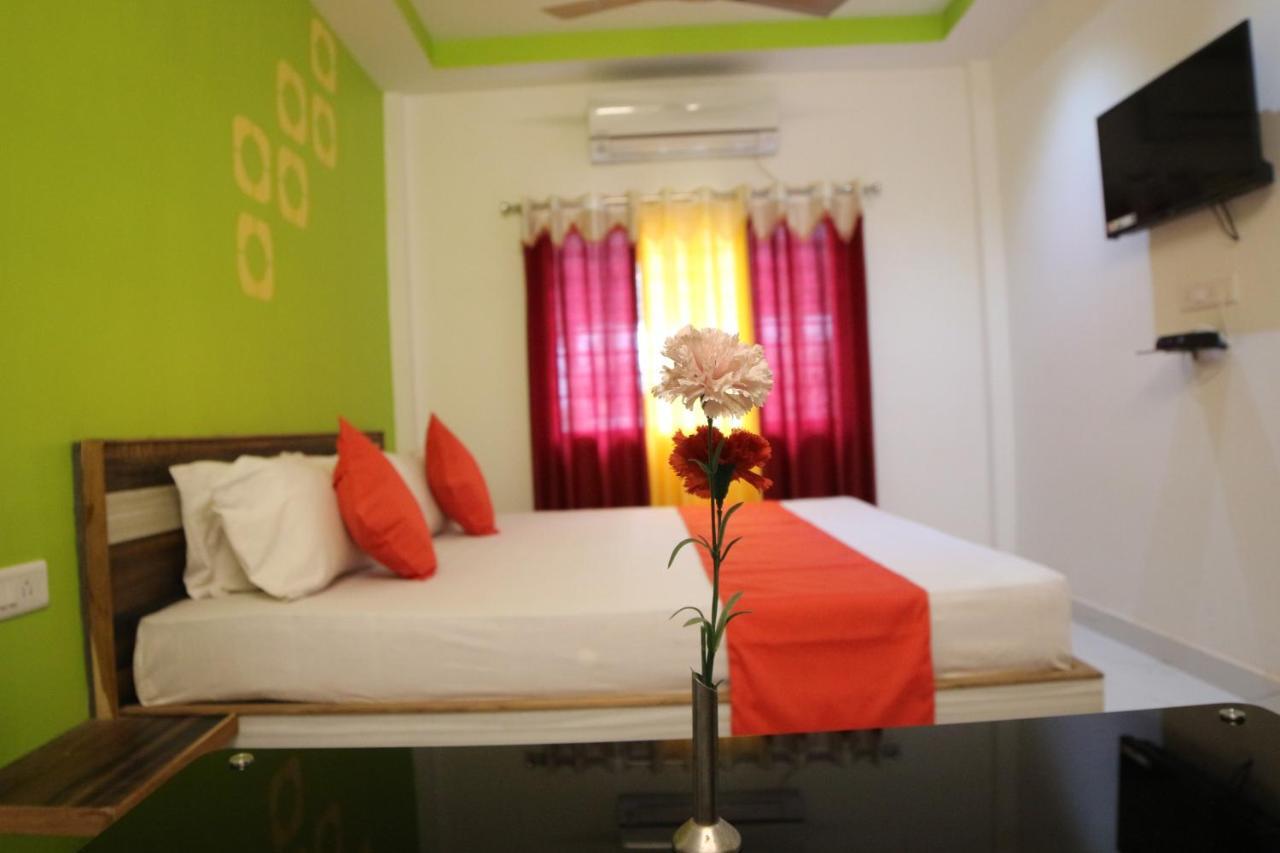 Hotel Holydon Njp Siliguri Exterior photo