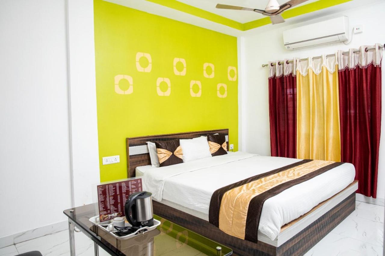 Hotel Holydon Njp Siliguri Exterior photo