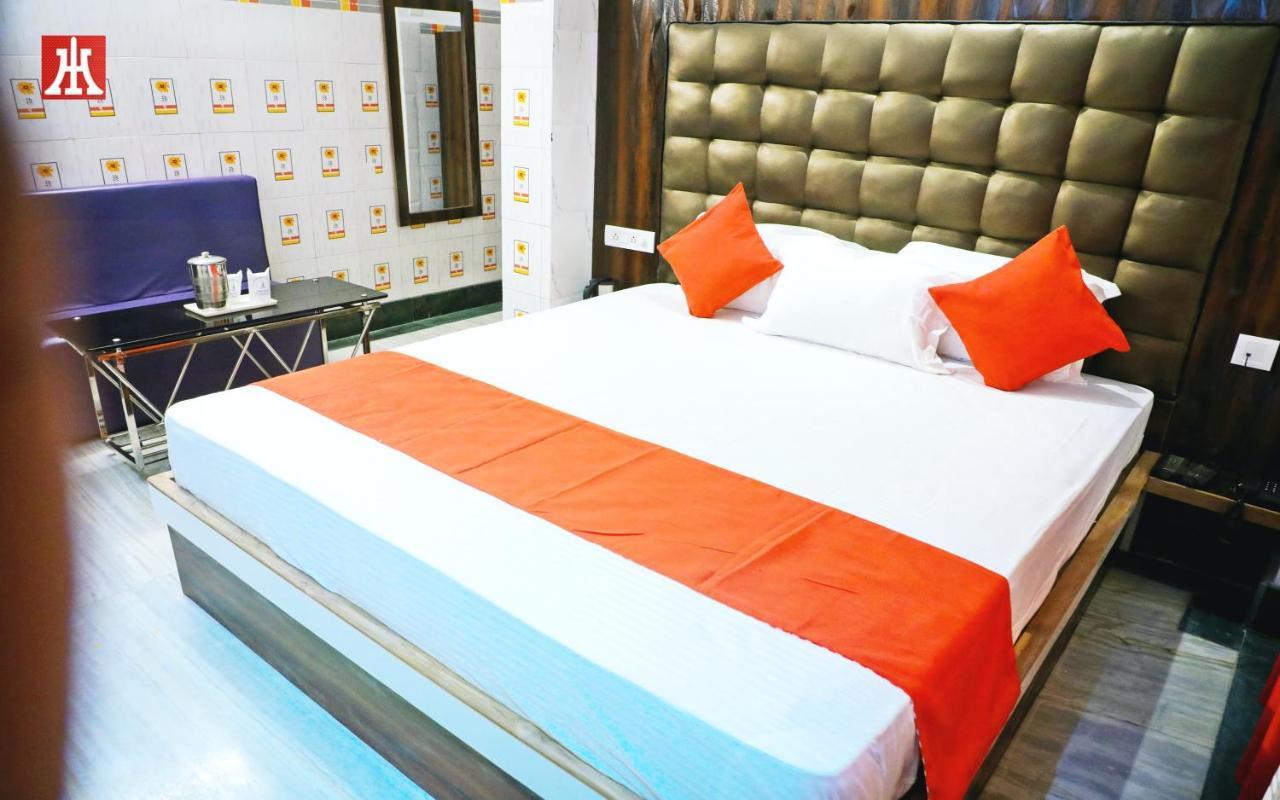 Hotel Holydon Njp Siliguri Exterior photo