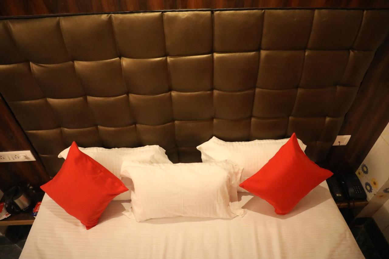 Hotel Holydon Njp Siliguri Exterior photo